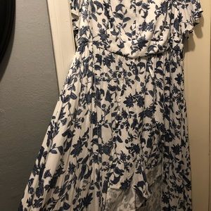 Beautiful NWT blue paisley maxi with shorts